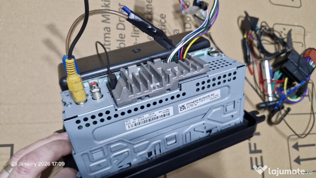 Amplificator Alpine + subwoofer