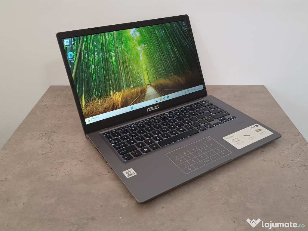 Asus 14' i3-10110u, 256gb SSD, 8gb RAM, Windows 11