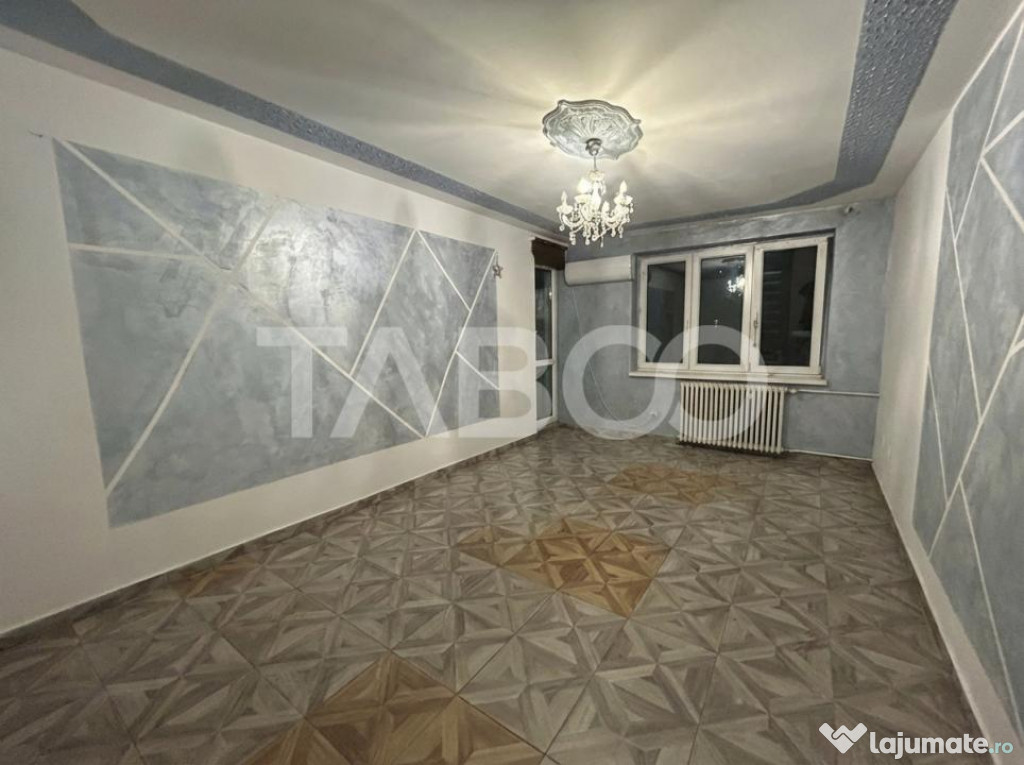 Apartament decomandat 2 camere renovat cu balcon etaj 1 zona