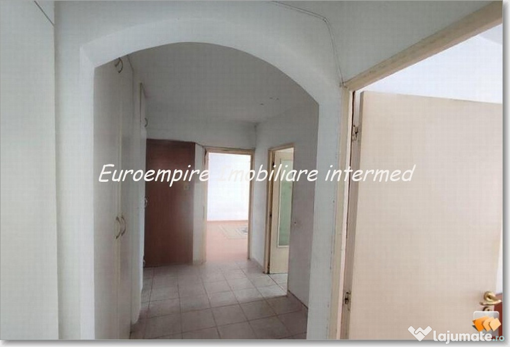 Apartament 2 camere decomandate zona Gara