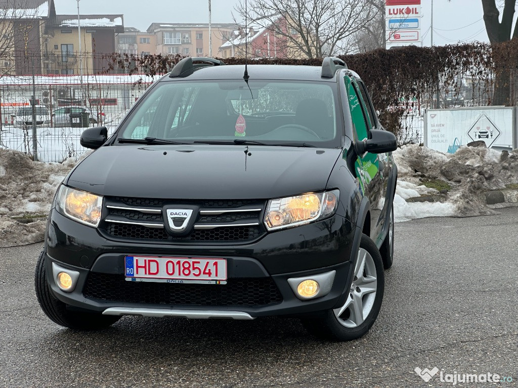 Dacia Sandero Stepway*benzina*clima*2016/luna 06*navi*factura*euro 6 !