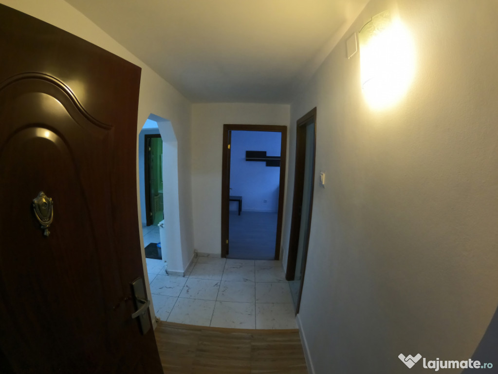 Apartament de Vânzare – decomandat 3 cam 70 mp