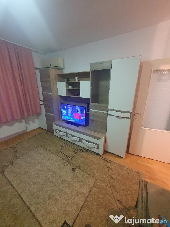 Dau in chirie garsoniera str. Sovata