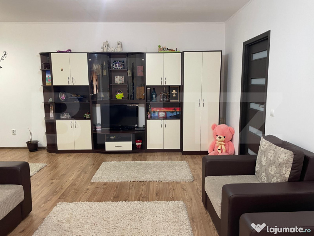 Casă / Vilă de închiriat /Ideal și pentru cămin de băt