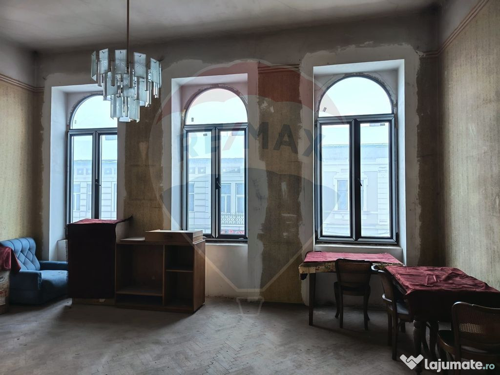 Apartament 3 camere zonă ULTRACENTRALĂ