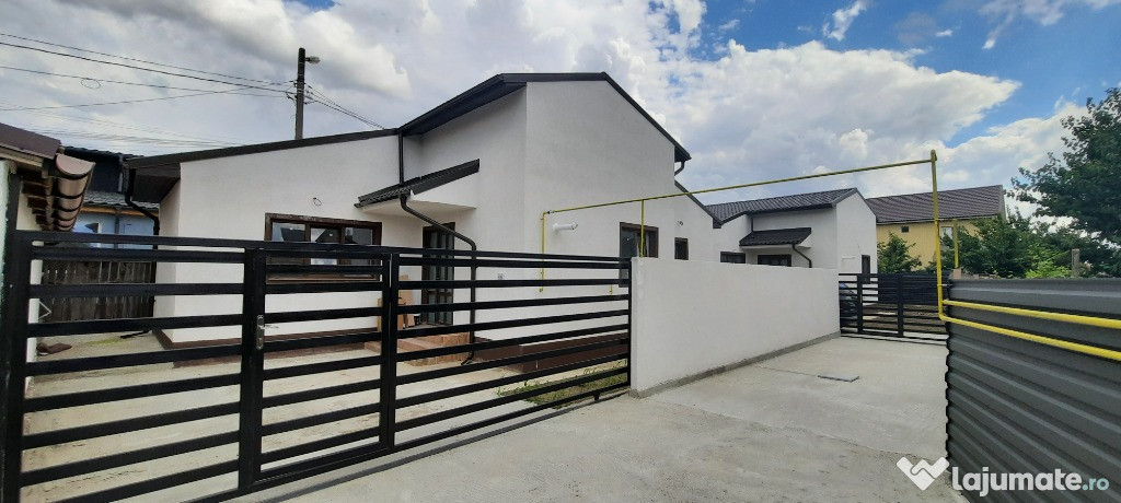 Casă de vânzare Valu Lui Traian an 2021 UNIC PROPIETAR