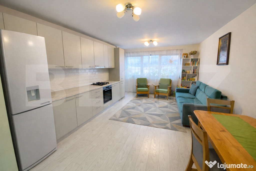 Apartament 3 camere, 70 mp, etaj intermediar, la cheie, Baci