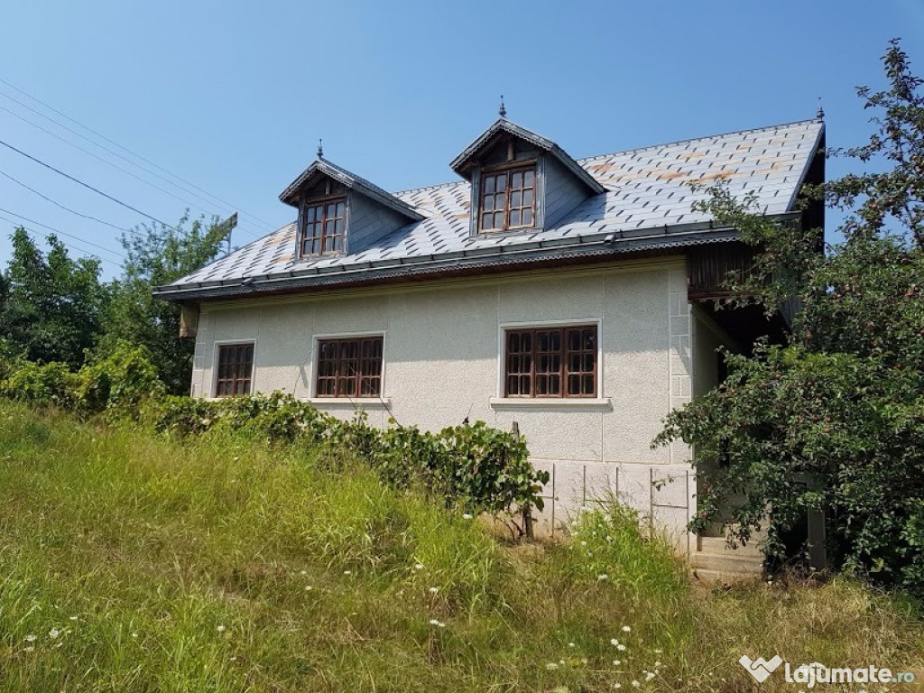 Casa 4 camere, 100 mp utili, la gri, zona Barati