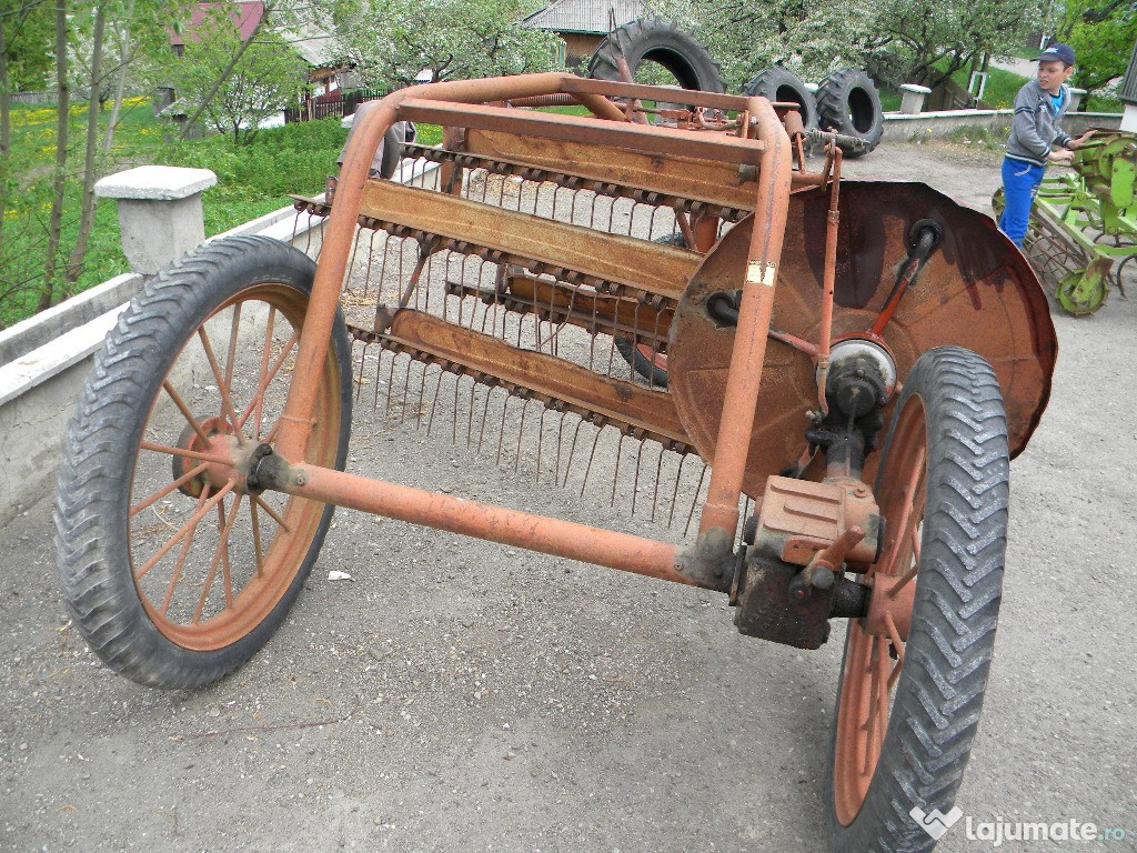 Greblatoare tractabila 3 roti