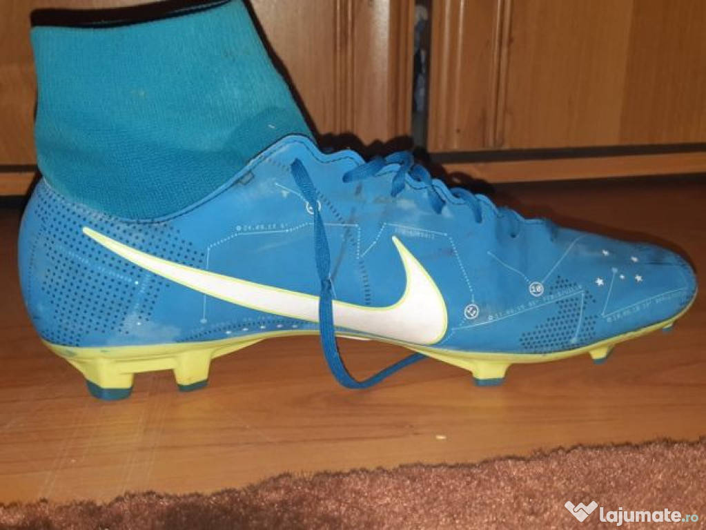 Ghete fotbal NIKE Mercurial Victory Neymar JR