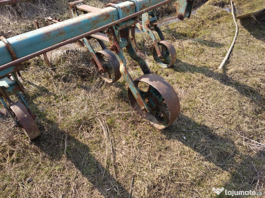 Suporți roți cultivator