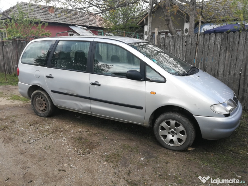 Dezmembrez ford galaxy 1.9 opel astra