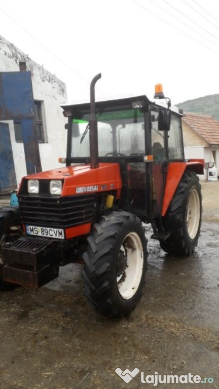 Tractor universal 683 DT