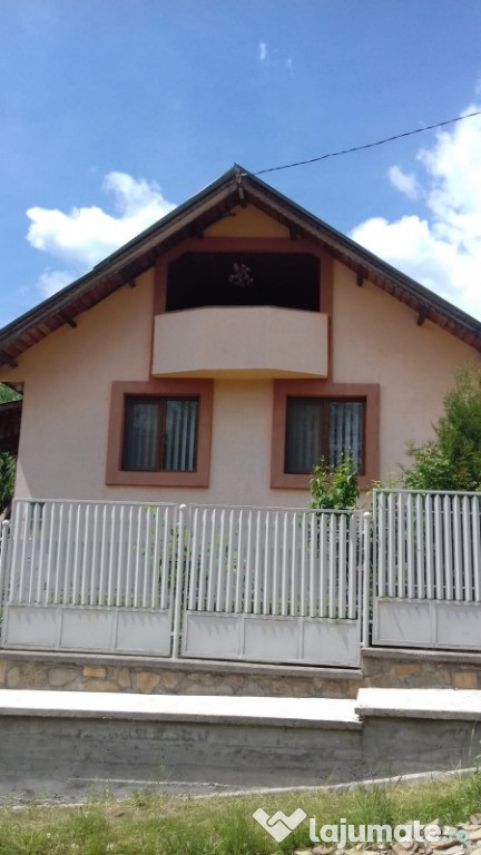 Casa de vacanta Rau Alb de Jos Central