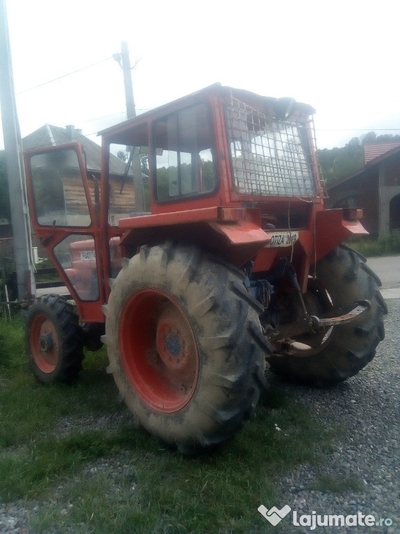 Tractor Fiat 445DT + Plug.