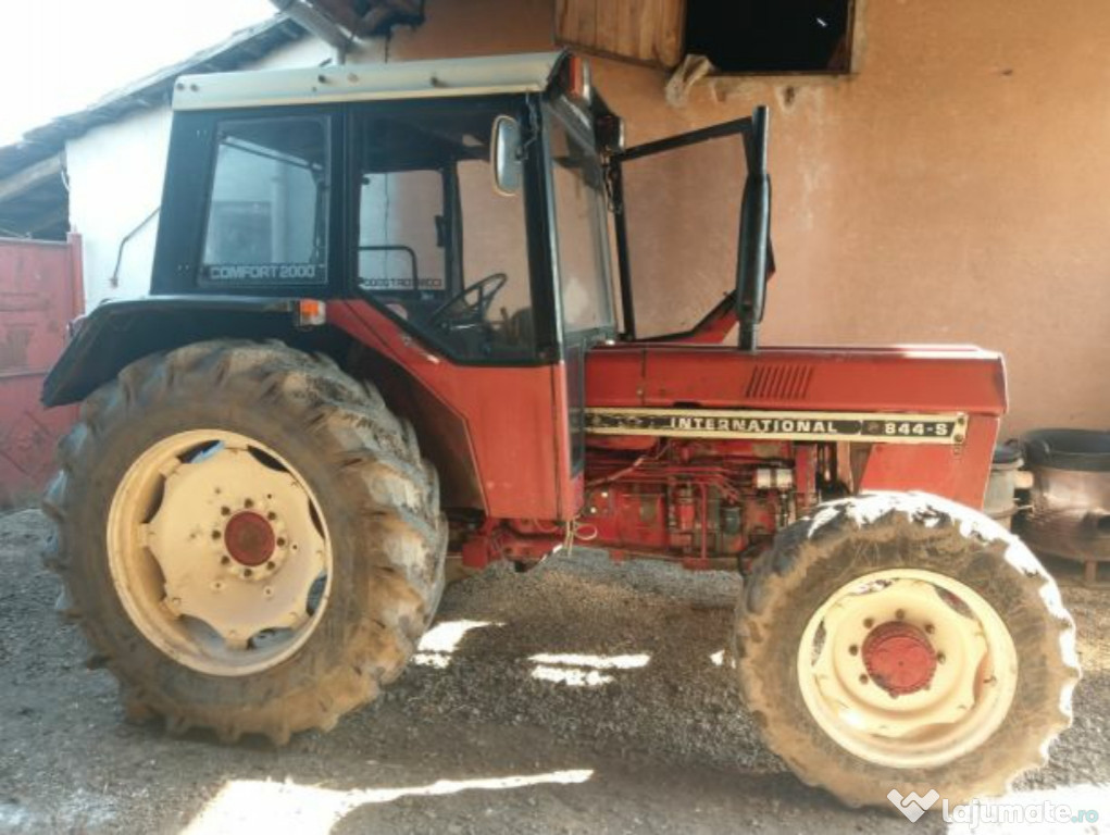 Tractor International/Case 844s