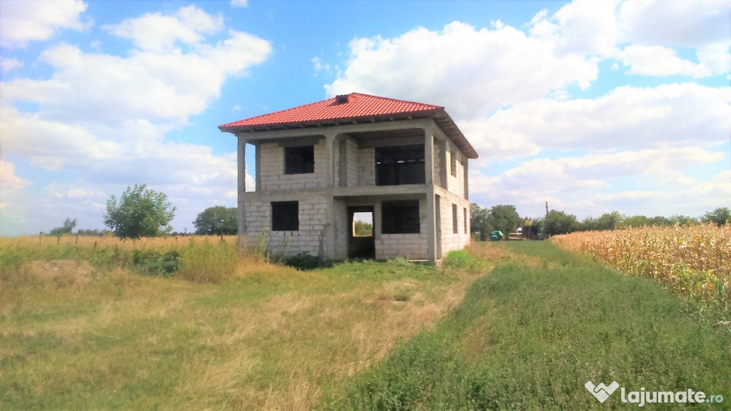 Casa in constructie - Hanu Conachi, Galati