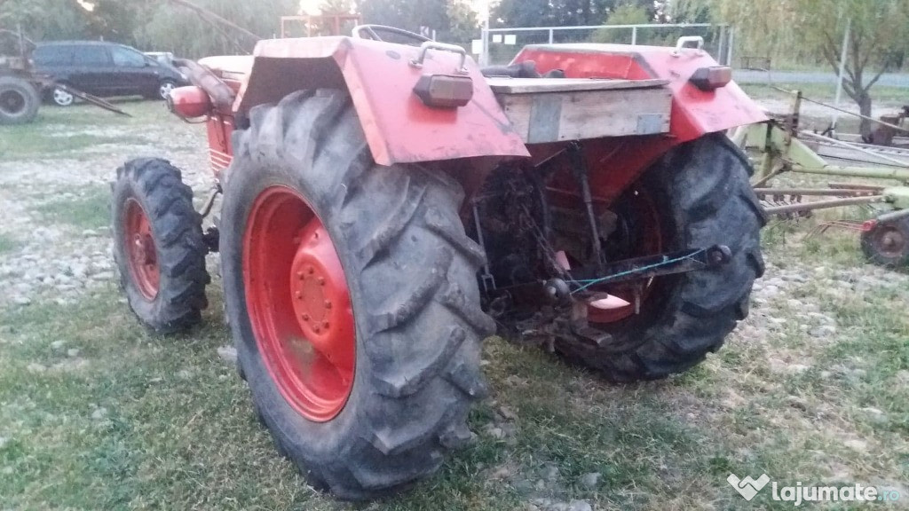 Tractor UTB 445 DT