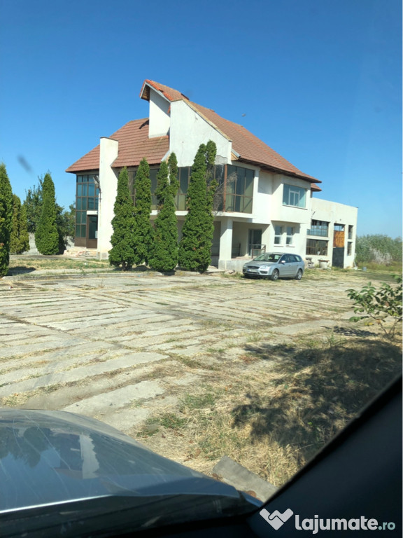 Casa+garaj Orlesti, Valcea