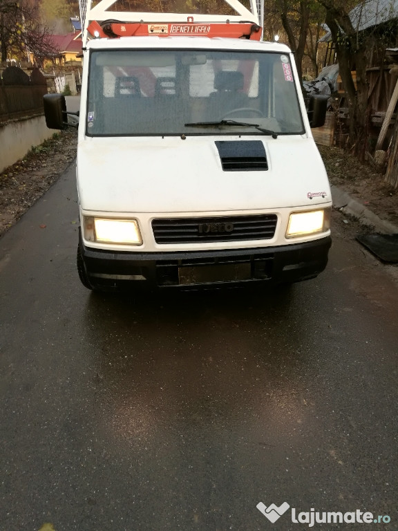 Iveco daily /basculabil pe cutie /hidraulic cu macara