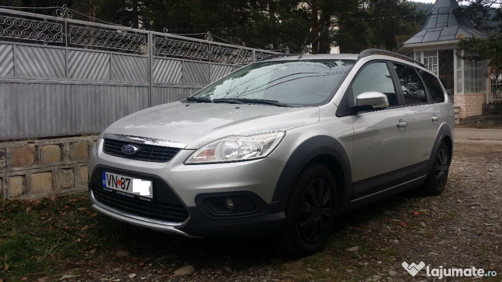 Ford Focus Xroad 1.6 benzina 101 CP, Euro 4