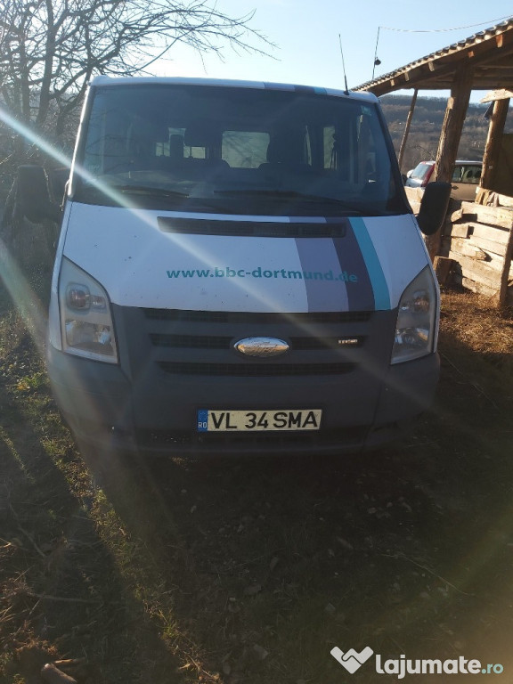 Ford Transit 8+1