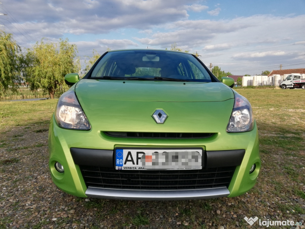 Renault Clio III 1.2 benzină an 2010