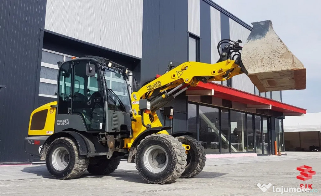 Incarcator frontal, vola Wacker Neuson WL32