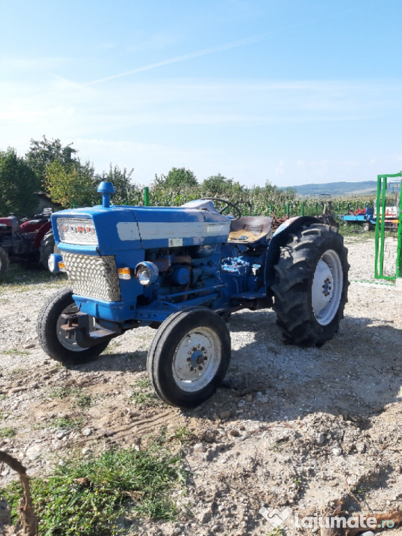 Tractor Ford 3000