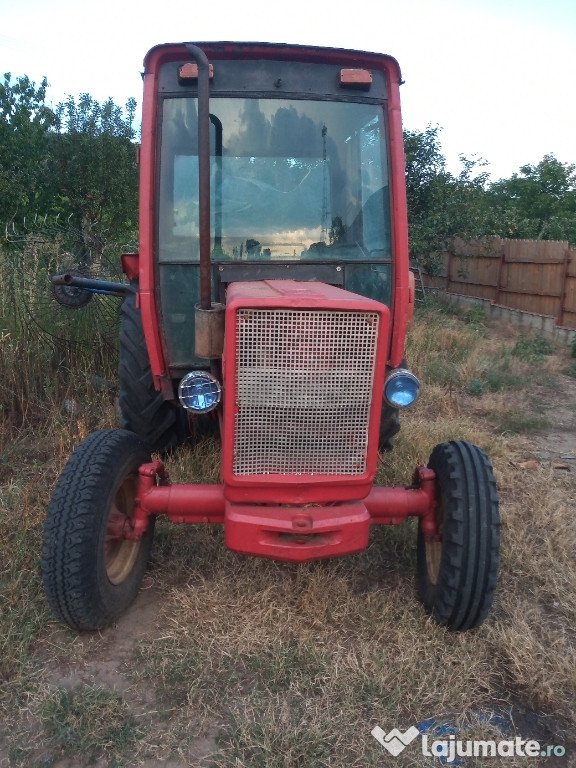 Tractor international 624