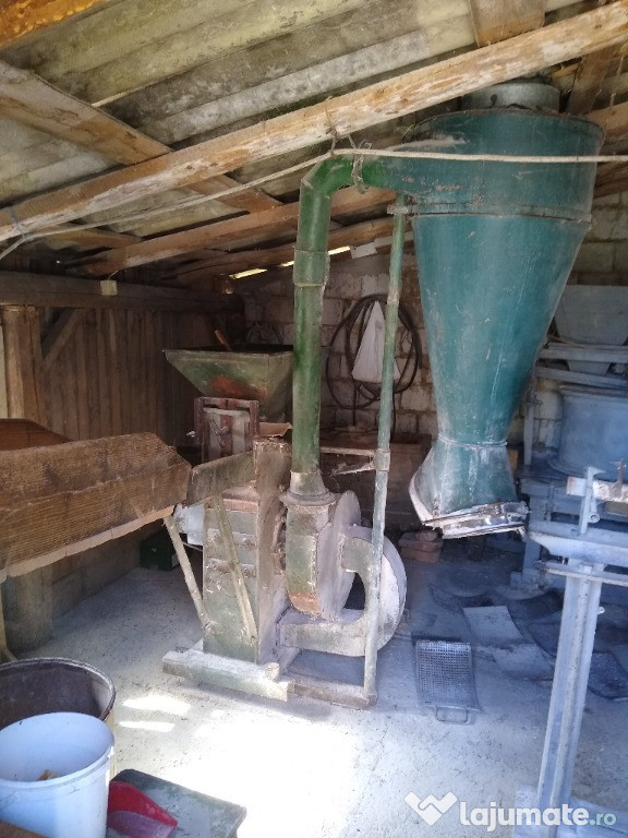 Moara cu ciocanele industrial trifazic