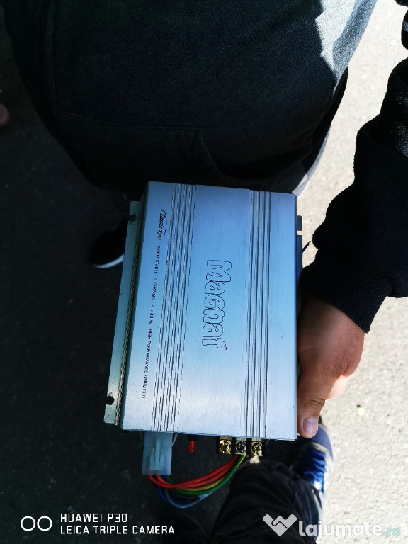Statii auto