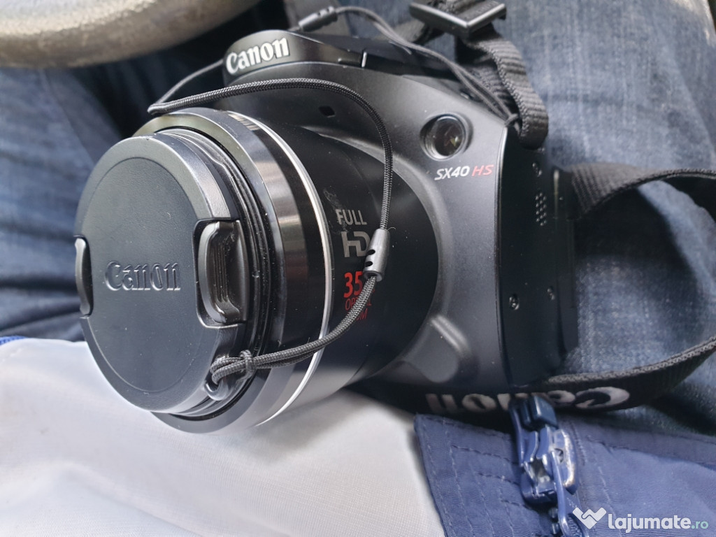 Camera foto video Canon SX40HX nouă,2 acumulatorii