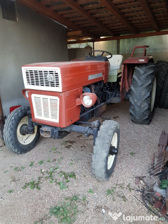 Tractor Universal 550 import Germania