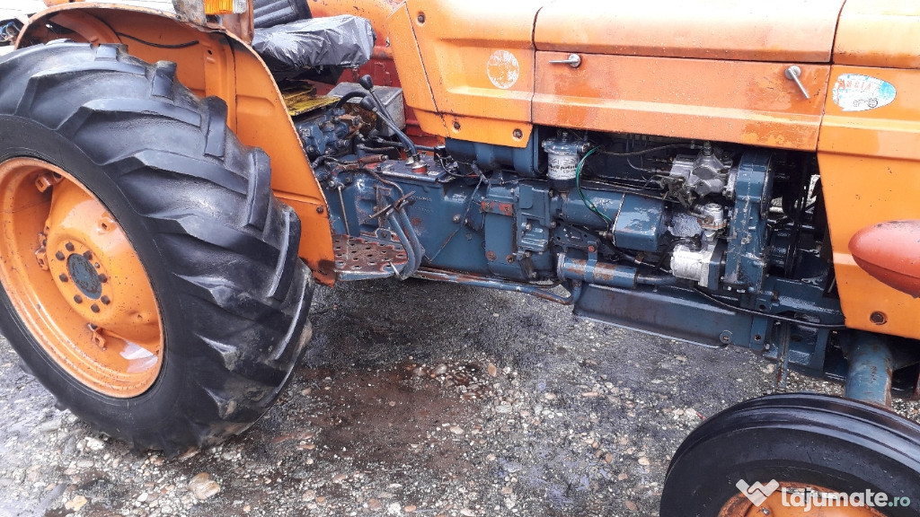 Tractor de 55 cp