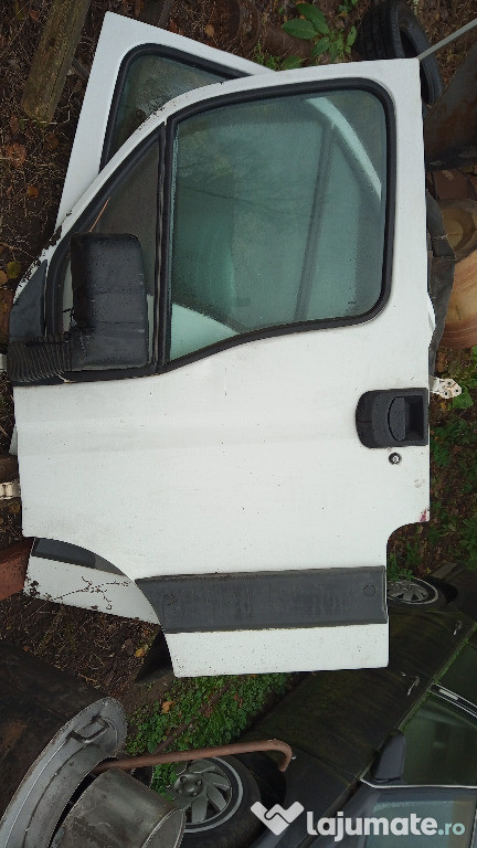 Doua usi Iveco Daily an 2003