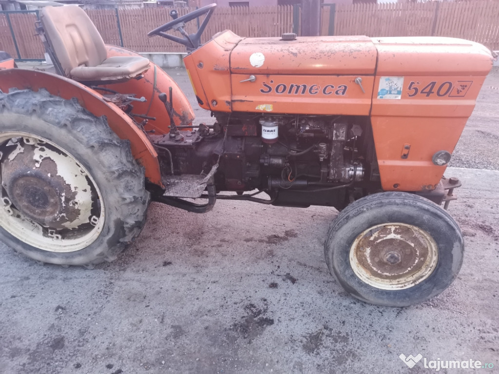 Tractor viticol Fiat 540