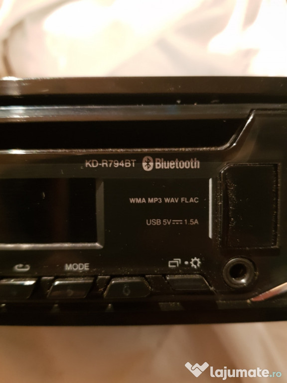 Casetofon jvc USB, AUX, CD, BT