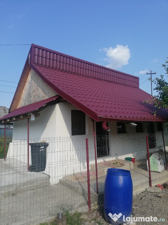 Casa și teren în Bratesti Bacau.