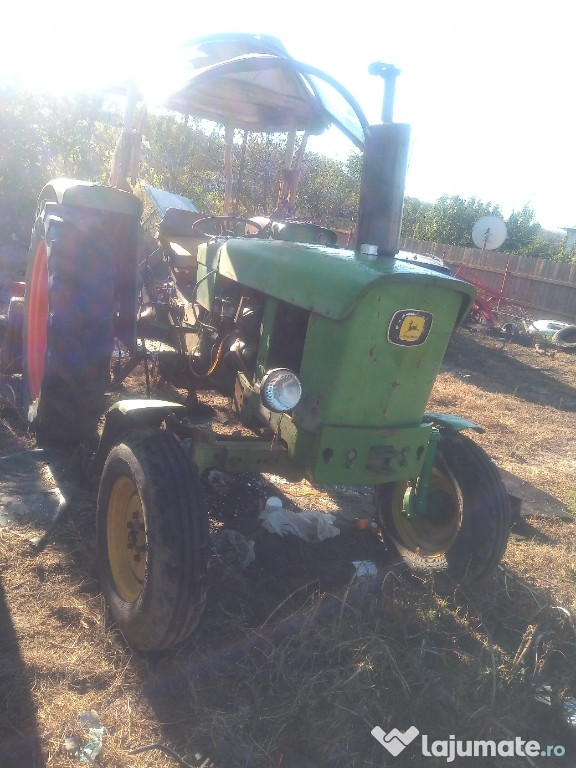 Tractor John Deere 1120 de 52 cp motor in 3