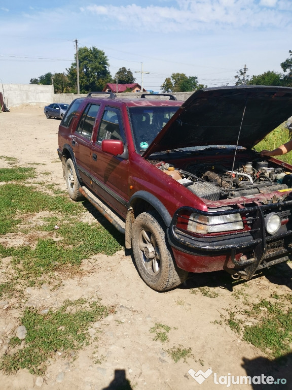 Dezmembrez opel frontiera 2,2. fără catalizator