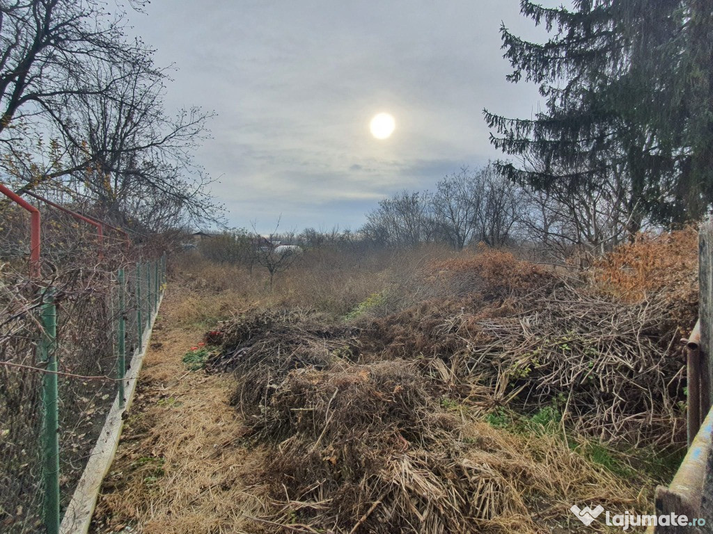Teren intravilan 1260 mp, deschidere 22 ml, loc. Brătești