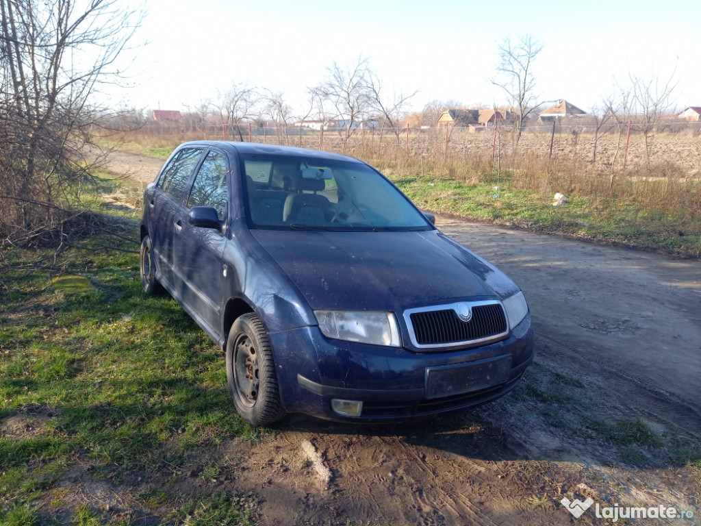 Dezmembrez Skoda Fabia 1.4 mpi 2001