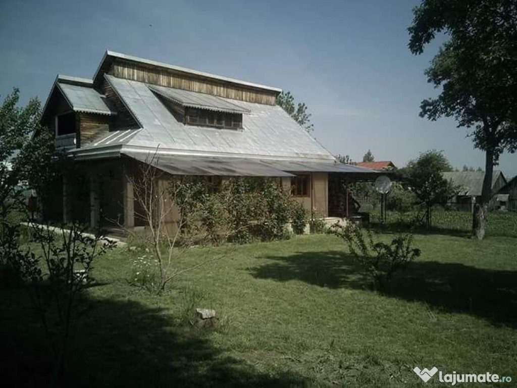 Casa stil cabana ,Luncusoara Jud SV
