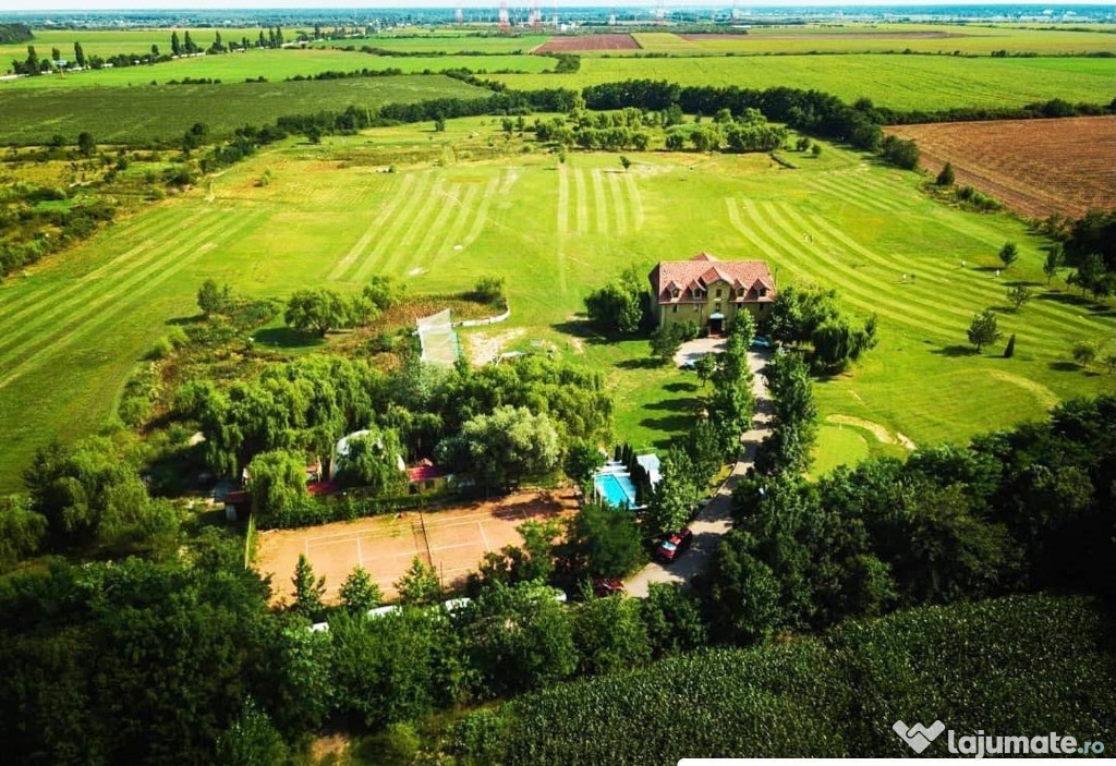 Teren Potigrafu, langa terenul de golf