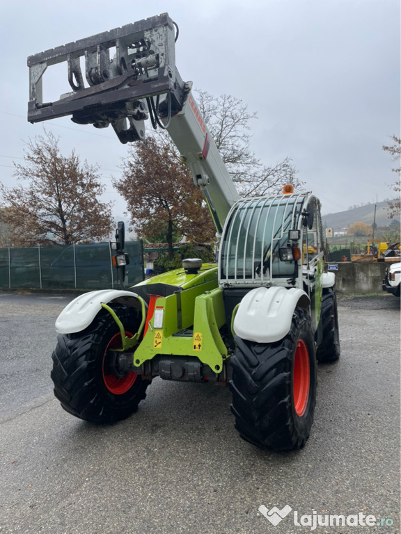 CLAAS TARGO 70. Telescop.