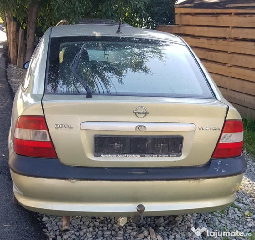 Dezmembrez Opel vectra 1.6 benzina