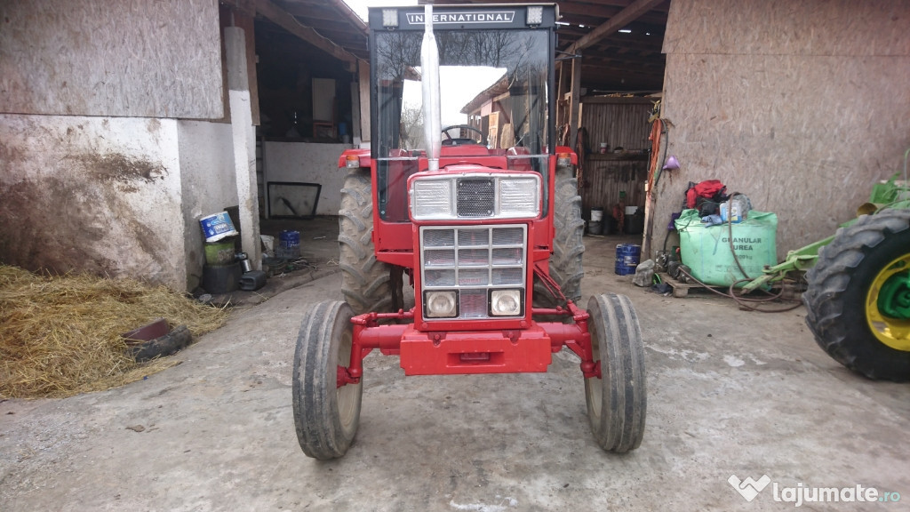 Tractor International case 745