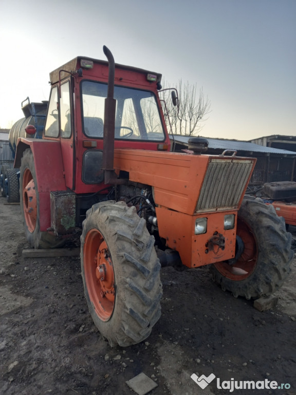 Tractor dt 1010
