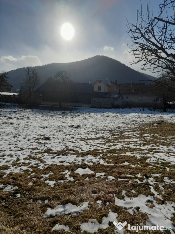 Teren si casa in Campulung Moldovenesc